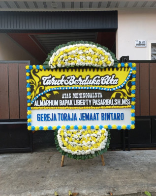 Papan Bunga Duka di Sawahdadap