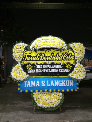Papan Bunga Duka di Sawahdadap